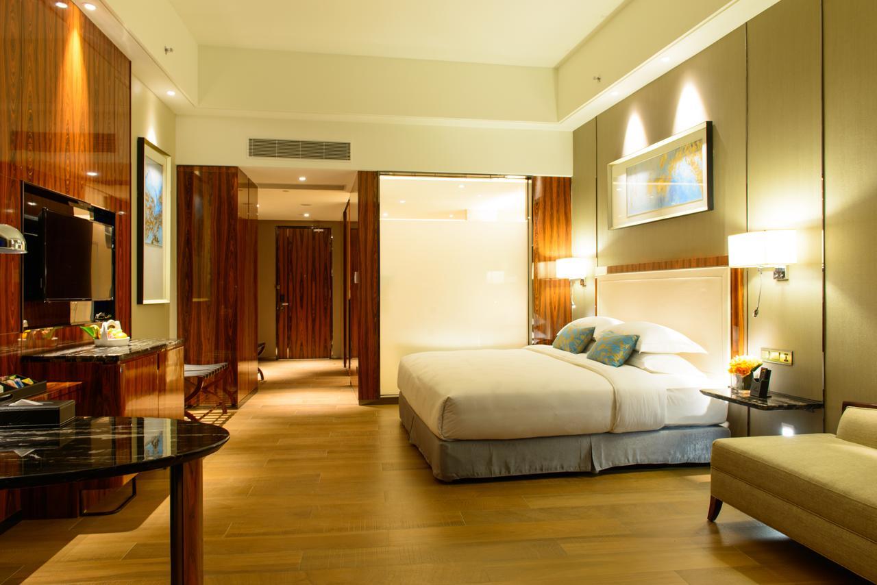 Forest City Marina Hotel Gelang Patah Exterior foto